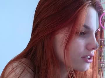 girl
        katy_ethereal cam image #3585260