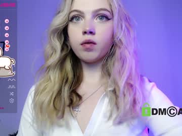 girl
        small_blondee cam image #763266