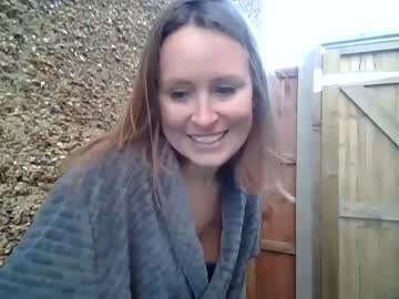girl
        eatmypie69 cam image #2912928