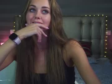 girl
        lettymoa cam image #33309