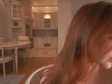 girl
        lynnalltop cam image #5318963