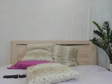 girl
        crystalnut cam image #3930317