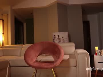 girl
        therealbonnieclydex cam image #3289342