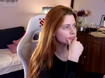 girl
        doll_lesli cam image #6750711