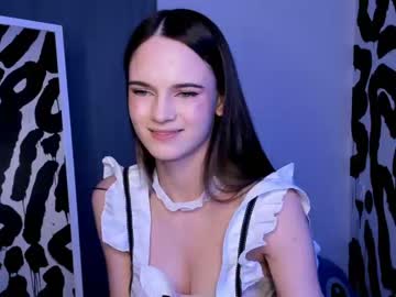 girl
        gloriamil cam image #454185