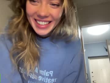 girl
        angel_from_sky cam image #3149240