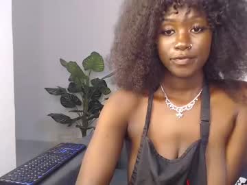 girl
        betty_fire_ cam image #1822092