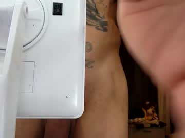 couple Sex Webcams With Notorious Girls with gripthahips