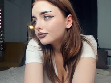 girl
        cute_caprice cam image #2355184
