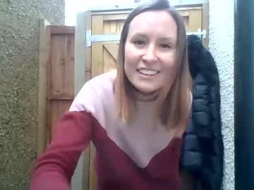 girl
        eatmypie69 cam image #3521925