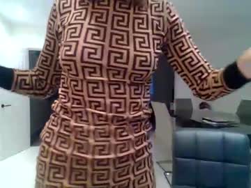 girl
        eatmypie69 cam image #2819873