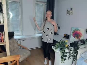 girl Sex Webcams With Notorious Girls with rave_the_love