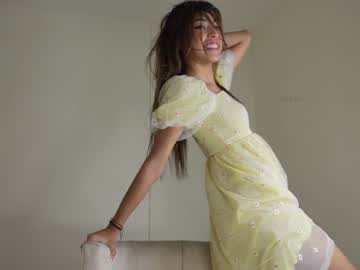 girl
        shena_nomy cam image #4273272