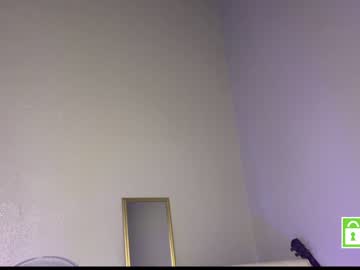 couple
        jinxy_moans cam image #1039862