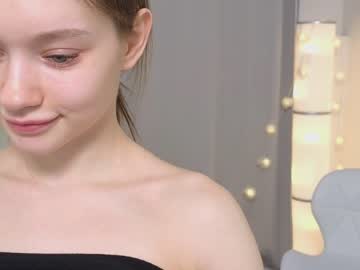 girl
        bless_sheila cam image #1230532