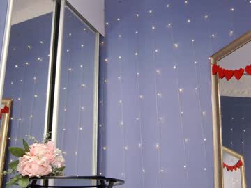 girl
        kriskras__ cam image #4972668