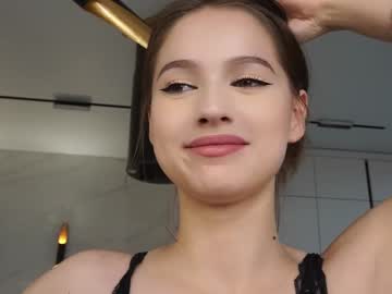 girl
        hecola cam image #5332631