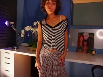 girl
        lenaelisabeth cam image #2943319