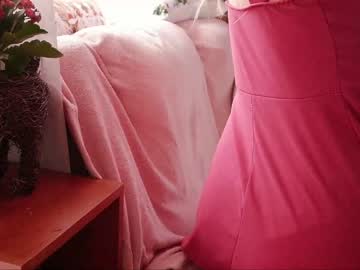 girl
        clementine__ cam image #3248678