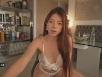 girl
        emma_lu1 cam image #3789252
