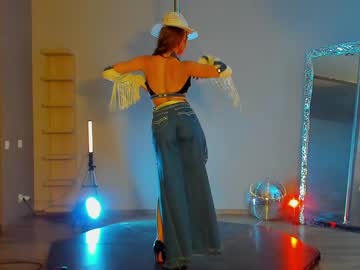 girl
        _meganmeow_ cam image #2074177