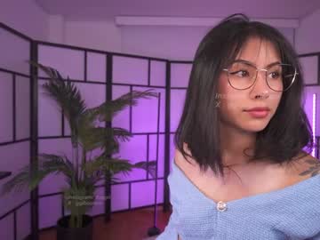 girl
        gigi_ulala cam image #4310309
