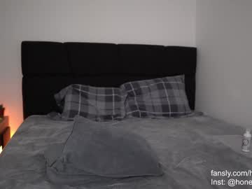 girl
        honeyyykate cam image #4334051