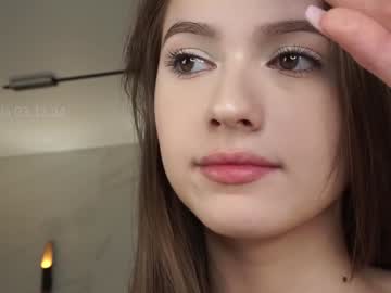 girl
        hecola cam image #5614996