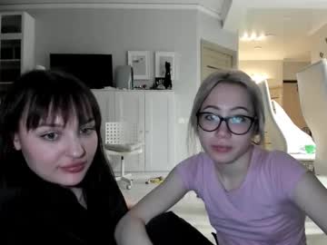 couple Sex Webcams With Notorious Girls with pinkdoll1