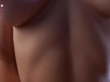 girl
        lucie_beltran cam image #6291574