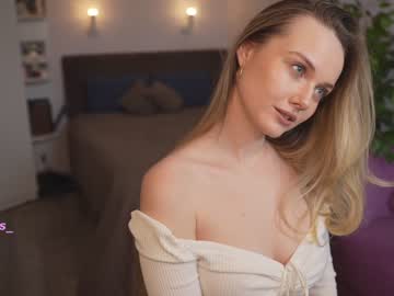 girl
        your_kat cam image #3982969