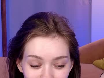 girl
        bless_sheila cam image #2562066