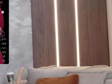 girl
        xenomy cam image #5008053