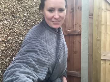 girl
        eatmypie69 cam image #3401198