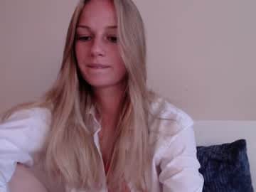 girl
        magic_couple13 cam image #2251389