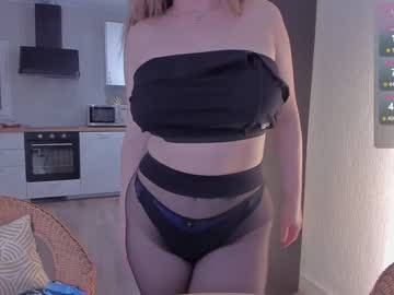 girl
        dreamsweetgirl cam image #3239247