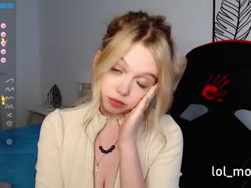 girl
        small_blondee cam image #923284