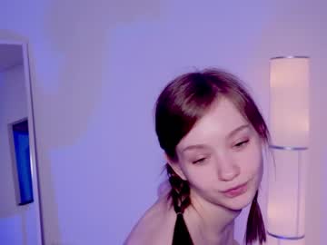 girl
        bless_sheila cam image #1586419