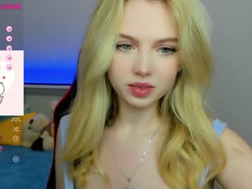 girl
        small_blondee cam image #879463