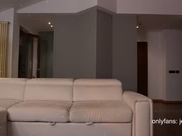 girl
        therealbonnieclydex cam image #2497532