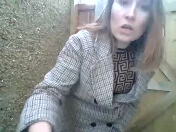 girl
        eatmypie69 cam image #2870030