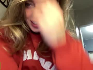 girl
        angel_from_sky cam image #2839612