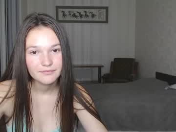 girl
        real_nature cam image #2719911