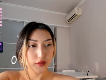 girl
        minnie_jin cam image #4364805