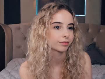 girl
        xterribly_cutex cam image #4245520