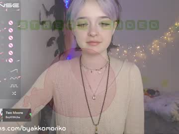 girl
        byakkomoriko cam image #576117