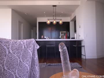 girl
        bailey_eilish cam image #3286622