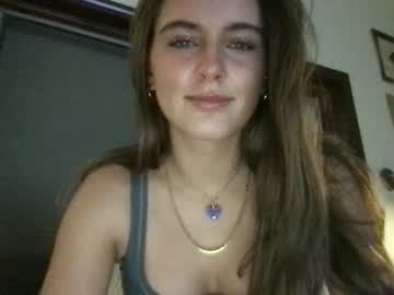 girl
        emma_walkerx cam image #3203235