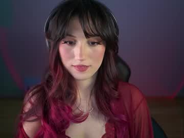 girl
        greeny_mat cam image #6240312
