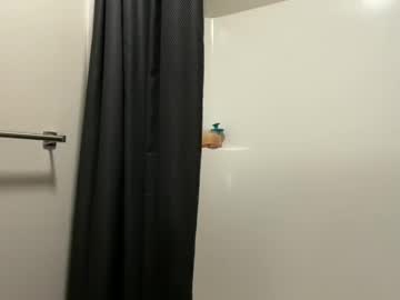 girl
        thestormii cam image #6446178